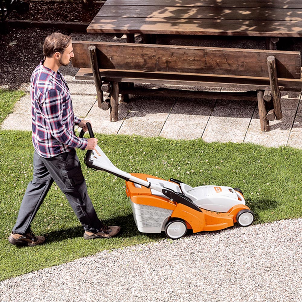 Stihl RMA 339 C Gräsklippare (Batteridriven) – Utgångna produkter Stihl RMA 339 C Gräsklippare (Batteridriven) - Bild 3